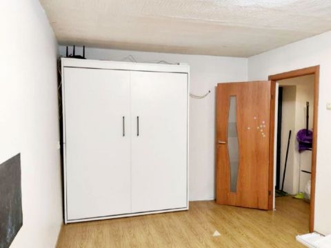 Namas 27 m2 Klaipėda, Baltijos pr.